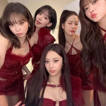 🔥 Kim chaewon  page leaked private photo uncensored full