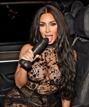 🔥 Kim kardashian  page leaked private photo uncensored full