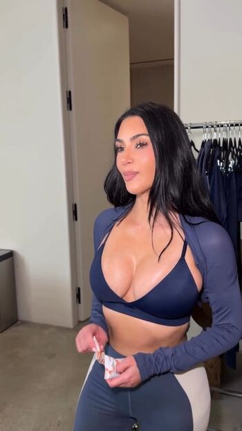 🔥 Kim kardashian  page leaked private photo uncensored full