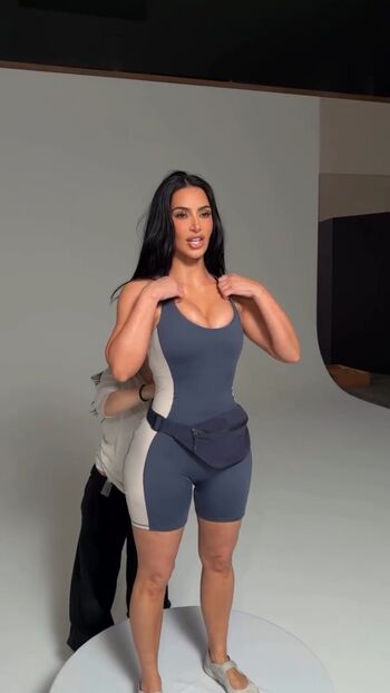 🔥 Kim kardashian  page leaked private photo uncensored full