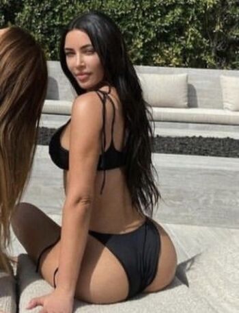 🔥 Kim kardashian  page leaked private photo uncensored full