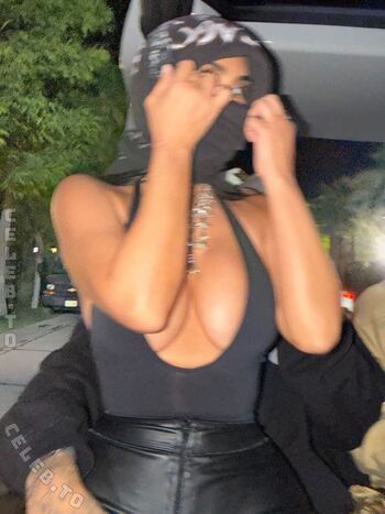 🔥 Kim kardashian leaked private photo uncensored full