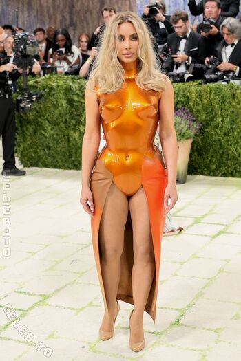 🔥 Kim kardashian  page leaked private photo uncensored full