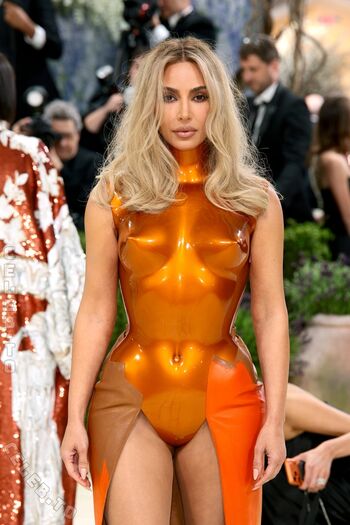 🔥 Kim kardashian  page leaked private photo uncensored full