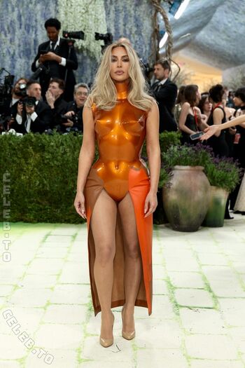 🔥 Kim kardashian  page leaked private photo uncensored full