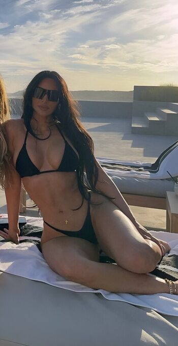 🔥 Kim kardashian  page leaked private photo uncensored full