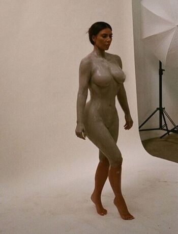 🔥 Kim kardashian  page leaked private photo uncensored full
