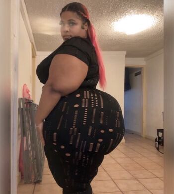 🔥 Kourtneythebbw leaked private photo uncensored full
