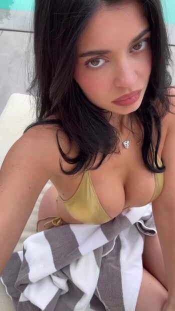 🔥 Kylie jenner  page leaked private photo uncensored full