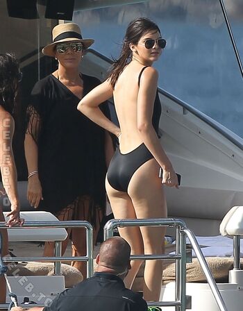 🔥 Kylie jenner  page leaked private photo uncensored full