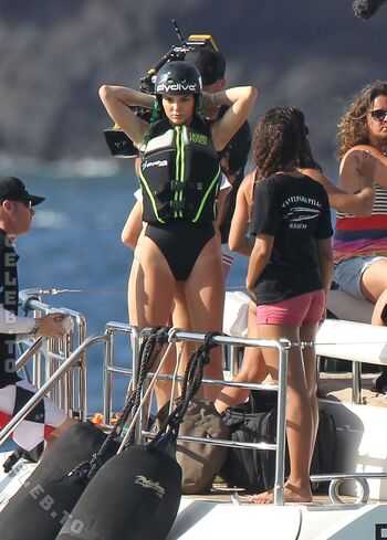 🔥 Kylie jenner  page leaked private photo uncensored full