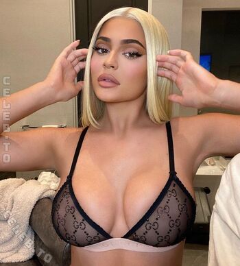 🔥 Kylie jenner  page leaked private photo uncensored full