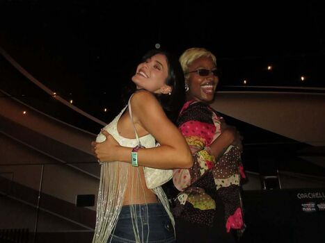 🔥 Kylie jenner leaked private photo uncensored full