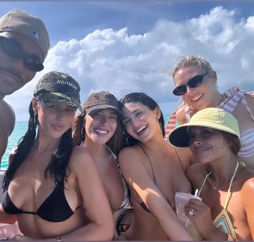🔥 Kylie jenner leaked private photo uncensored full