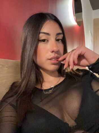 🔥 Laanyiyi leaked private photo uncensored full