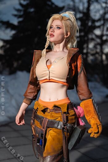 🔥 Lada lyumos  page leaked private photo uncensored full