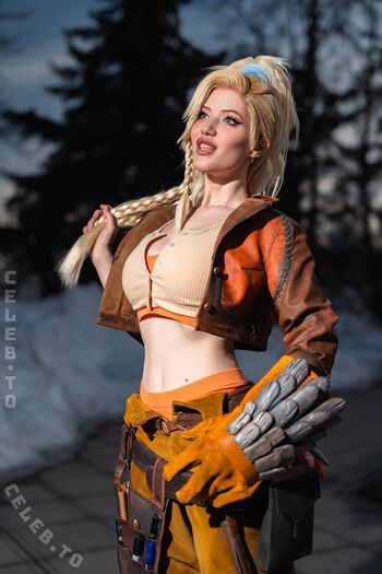 🔥 Lada lyumos  page leaked private photo uncensored full