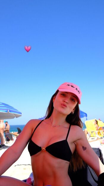 🔥 Larissa manoela page leaked private photo uncensored full