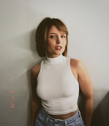 🔥 Larissa manoela leaked private photo uncensored full