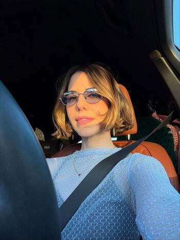 🔥 Laura bailey page leaked private photo uncensored full