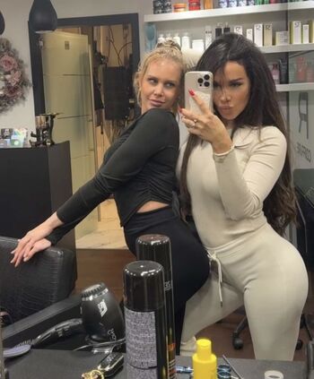 🔥 Laura lempika page leaked private photo uncensored full