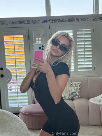 🔥 Lindsey pelas  page leaked private photo uncensored full