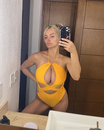 🔥 Lindsey pelas  page leaked private photo uncensored full