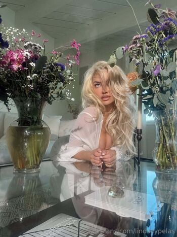 🔥 Lindsey pelas  page leaked private photo uncensored full