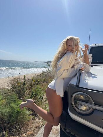 🔥 Lindsey pelas  page leaked private photo uncensored full