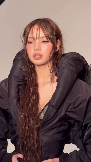 🔥 Lisa blackpink page leaked private photo uncensored full