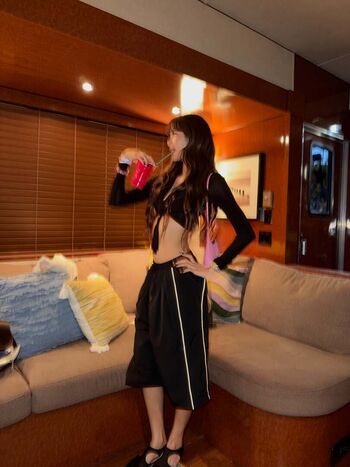 🔥 Lisa blackpink page leaked private photo uncensored full