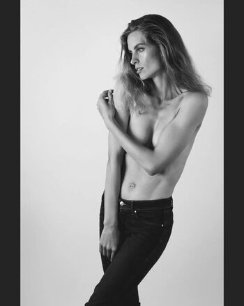 🔥 Lithuanian girls leaked private photo uncensored full