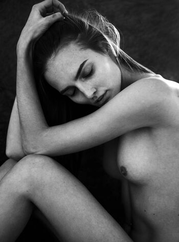 🔥 Lithuanian girls leaked private photo uncensored full