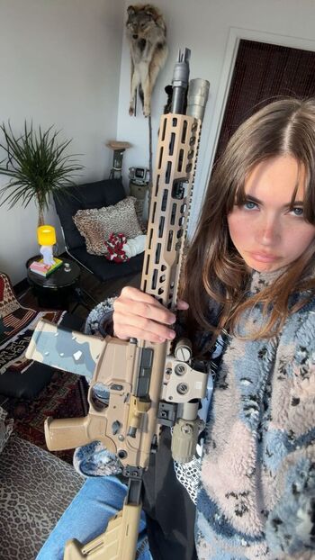 🔥 Lunchbaglujan  page leaked private photo uncensored full