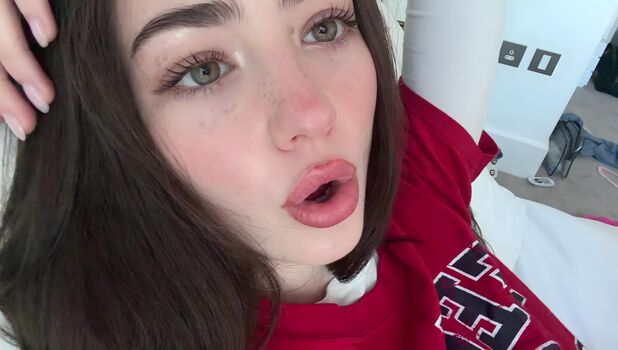 🔥 Lyzzahh page leaked private photo uncensored full