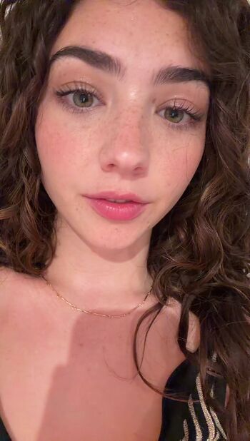 🔥 Lyzzahh leaked private photo uncensored full