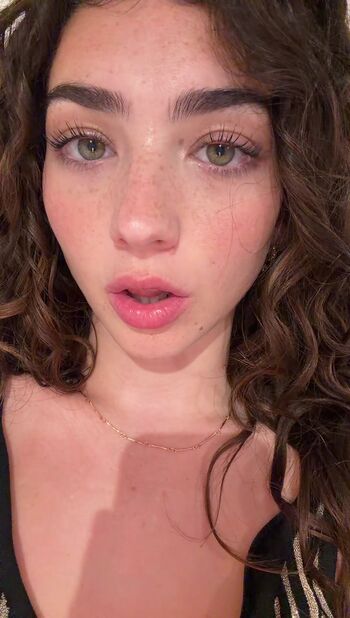 🔥 Lyzzahh leaked private photo uncensored full