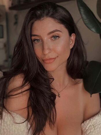 🔥 Madeline west leaked private photo uncensored full