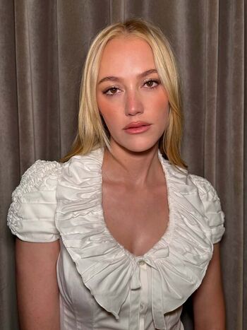 🔥 Maika monroe page leaked private photo uncensored full