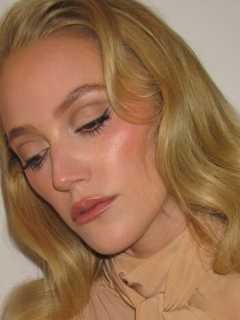 🔥 Maika monroe page leaked private photo uncensored full