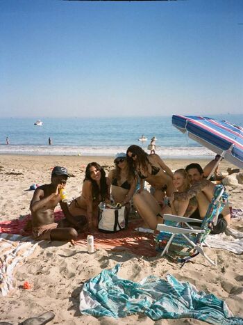 🔥 Maika monroe page leaked private photo uncensored full