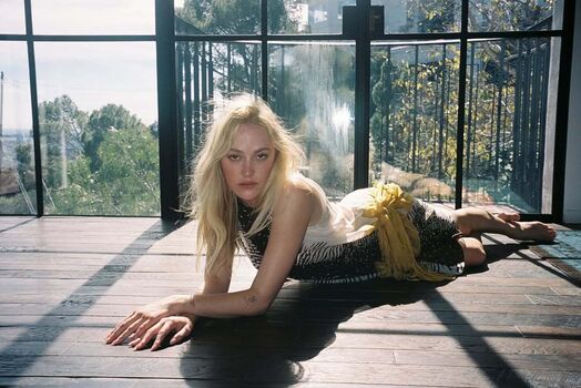 🔥 Maika monroe leaked private photo uncensored full