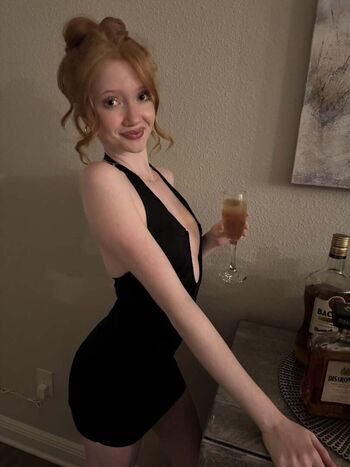 🔥 Makenna kelly  page leaked private photo uncensored full