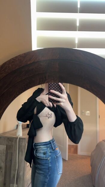 🔥 Makenna kelly  page leaked private photo uncensored full