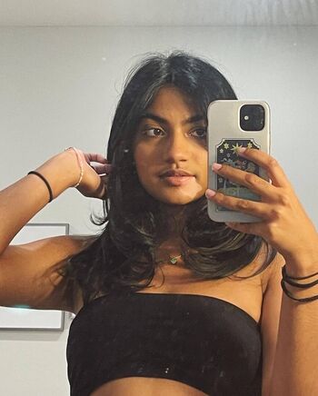 🔥 Mallika sabnani page leaked private photo uncensored full