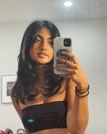 🔥 Mallika sabnani page leaked private photo uncensored full