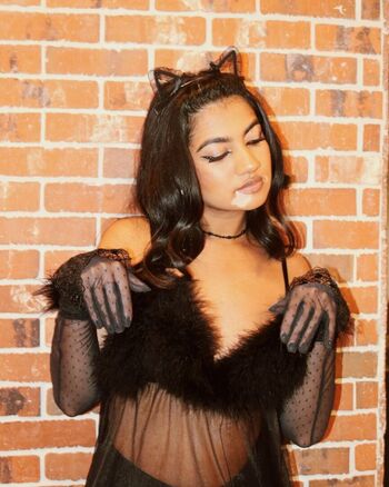 🔥 Mallika sabnani page leaked private photo uncensored full