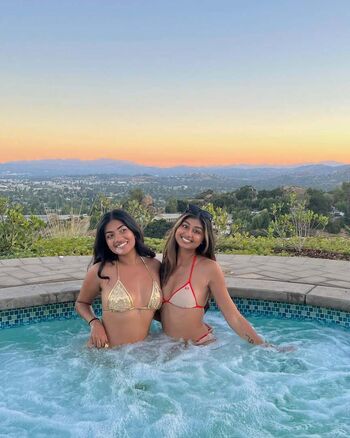 🔥 Mallika sabnani page leaked private photo uncensored full