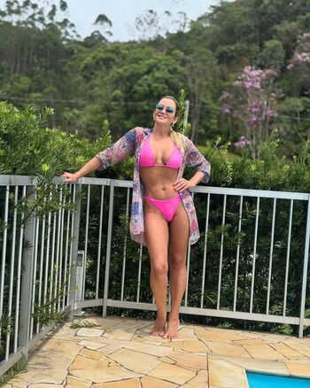 🔥 Mature women leaked private photo uncensored full