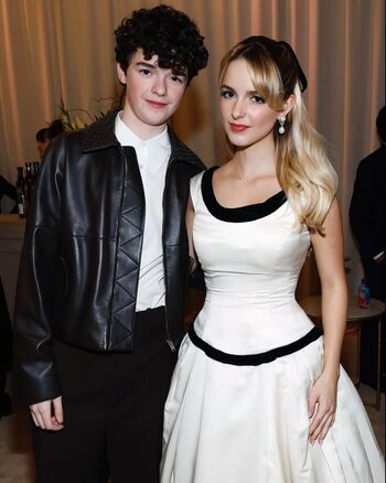 🔥 Mckenna grace  page leaked private photo uncensored full